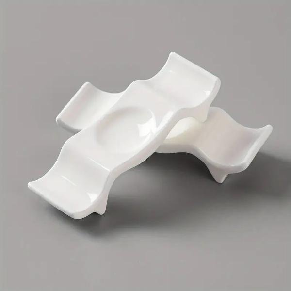 new bone china three way chopstick rest